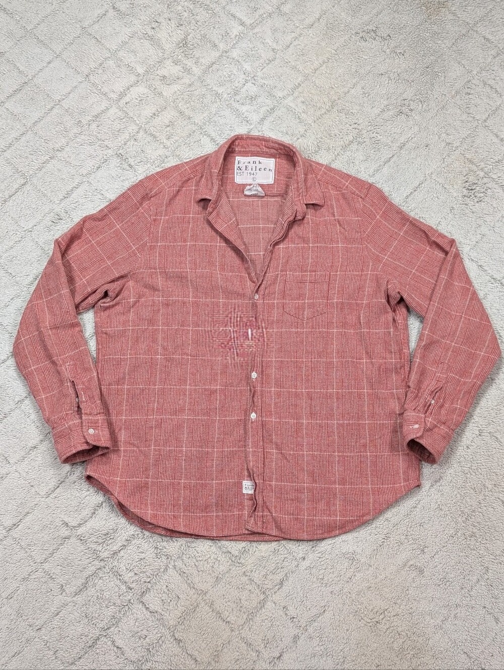 Frank & Eileen Shirt Womens L Red Plaid Eileen Relaxed Button Up Italian Flannel - Picture 1 of 7